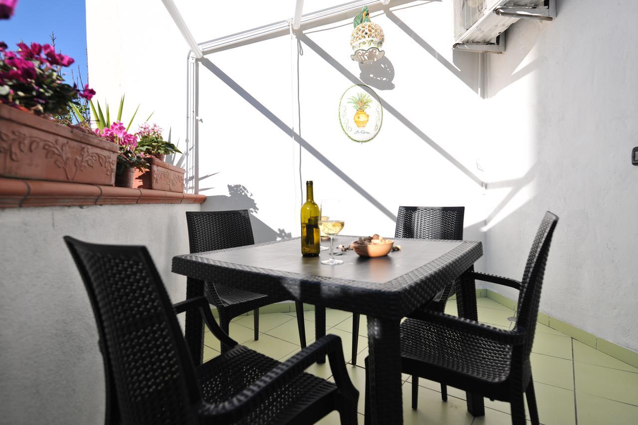 B&B Le Cycas 카스텔라마레디스타비아 외부 사진