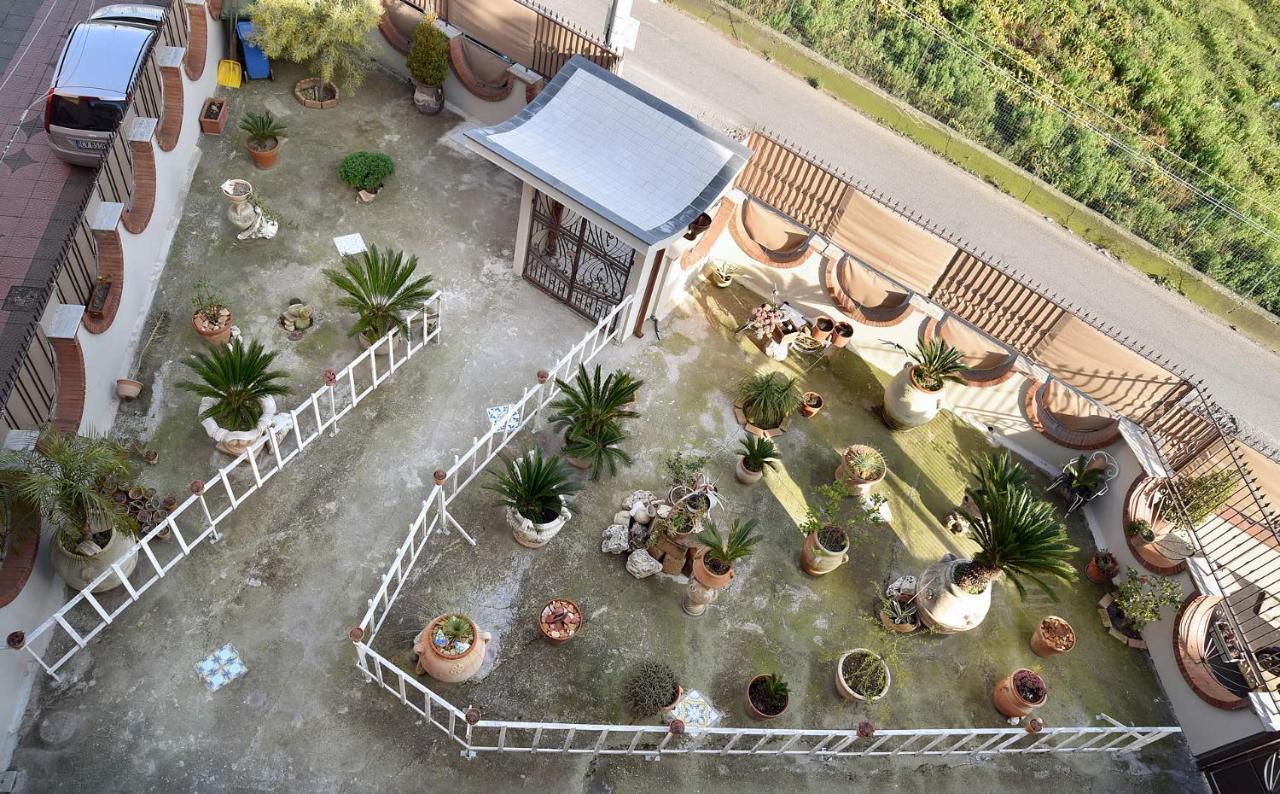 B&B Le Cycas 카스텔라마레디스타비아 외부 사진
