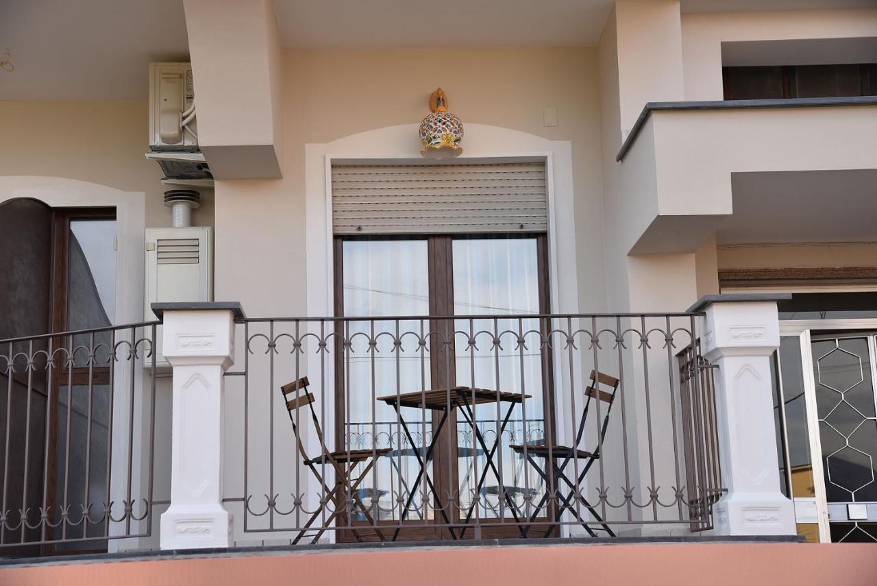 B&B Le Cycas 카스텔라마레디스타비아 외부 사진