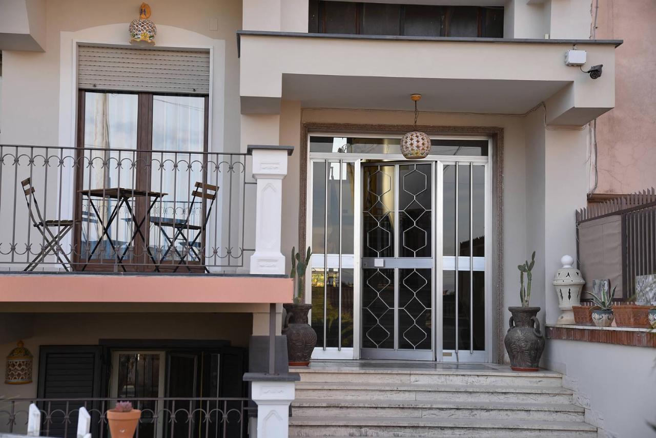 B&B Le Cycas 카스텔라마레디스타비아 외부 사진