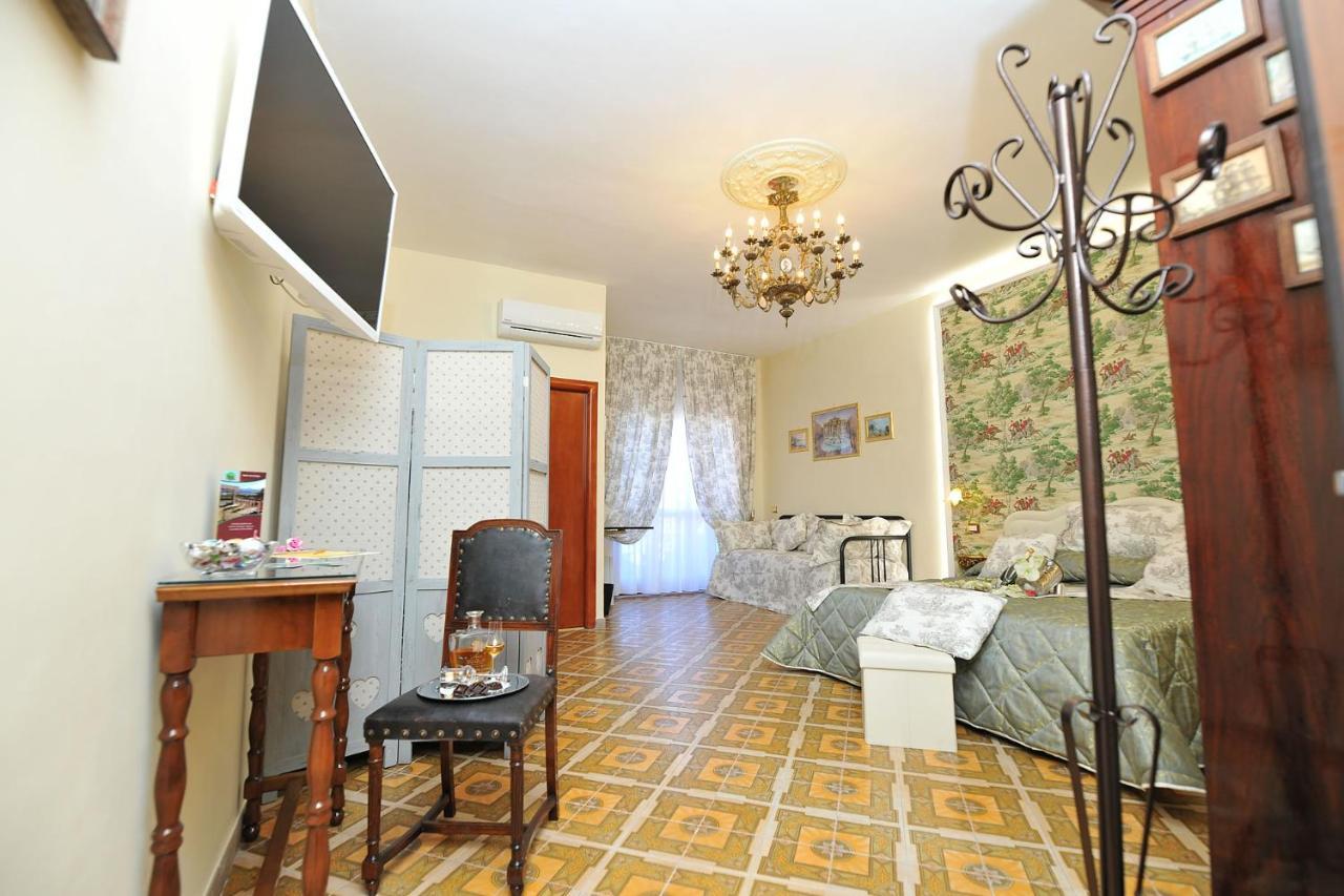 B&B Le Cycas 카스텔라마레디스타비아 외부 사진